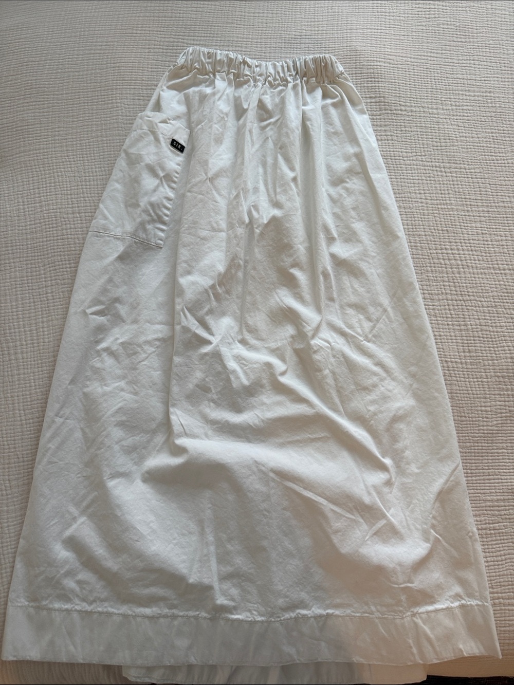 SIR the label White Elastic-Waist Maxi Skirt